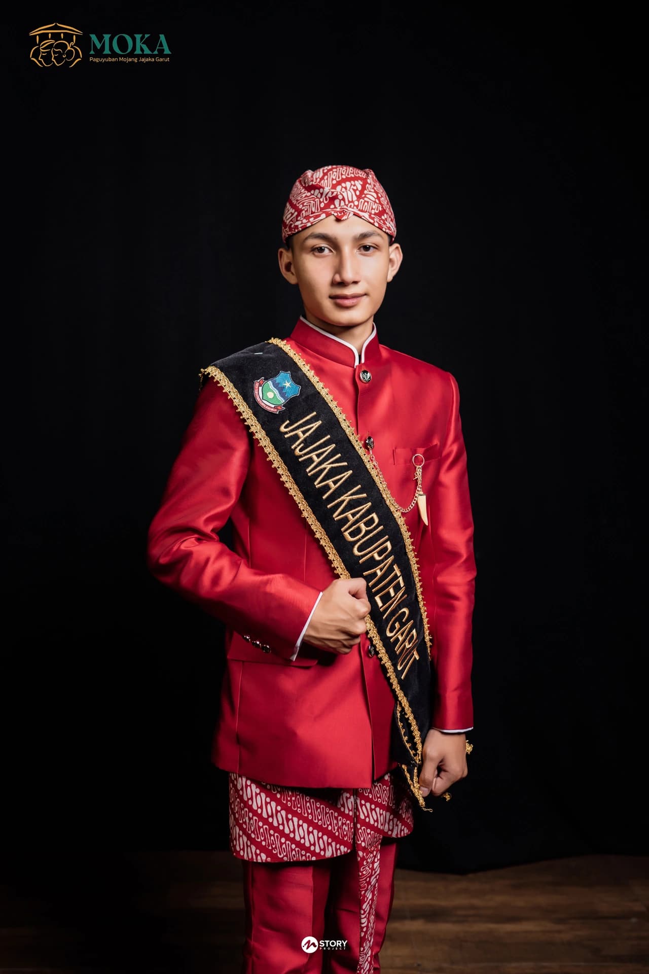 Latar kategori